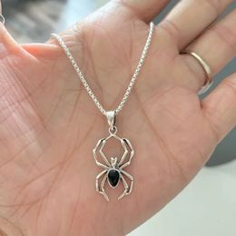 Chokers Huitan Cute Spider Animal Pendant Necklace for Girls Silver Color Chain Y2K Style Women Neck Accessories Trendy Jewelry 231019