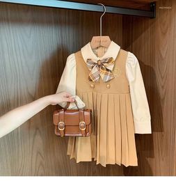 Girl Dresses Fashion Autumn Baby Girls School Wears Brown Beige Patchwork Puff Sleeves Bowknot Decorated Zipper Pleated Skirts