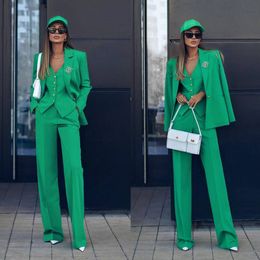 Fashion Green Mother of the Bride Suits 3 Pieces Women Ladies Evening Party Tuxedos Formal Work Wear For Wedding