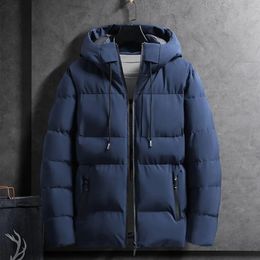 Piumino da uomo Parka da uomo Cappotto invernale con cappuccio Chiusura con cerniera Cappotto antivento Design tascabile Giacca autunnale ultraspessa 231018