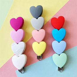 Soothers Teethers 10/20/50PCS Heart Shape Silicone Pacifier Clip For DIY Necklace Nursing Pendant Clips DIY Making Accessories 231019
