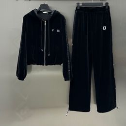 Damen-Trainingsanzug, Designer-Trainingsanzug, Herbst, Frühling, Damen, sportlich, rote Anzüge, schlank, lässig, Samt, Damen-Set, Trainingsanzug, Sweatsuits