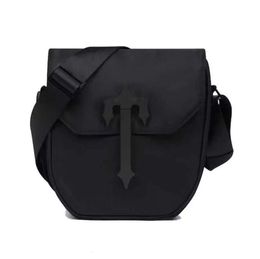 Designer Trapstar men crossbody bag Luxury messager bags designer Nylon Shoulder Bags Casual outdoor Trendy shoulder black purse Simple workwear canvas 661ess