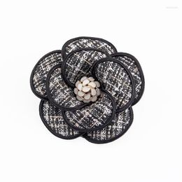 Pins Brooches High-end Vintage Fabric Camellia Flower For Women Fashion Suit Cardigan Lapel Corsage Badge Jewelry Gifts Seau22355p