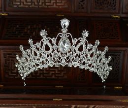 Cheap Silver Crystals Wedding Tiaras Beaded Bridal Crowns Diamond Head Pieces Rhinestone Headband Shining Hair Accessories Pageant1100025