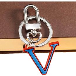 Charm Designers Keychain Classic Letters Men Car Key Chain Womens Fashion Bag Pendant Brand Gold Buckle Key Ring Luxury Gift