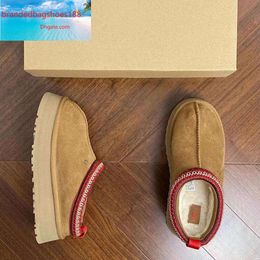 Designer Boston Clogs Sandals Slippers Cork Flat Fashion Summer Leather Slide Favourite Beach Casual Shoes Women Men Arizona Mayari6
