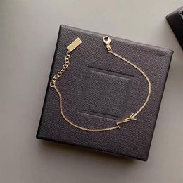 Designer Gold Chain Bracelet Womens Bracelets Love Jewellery Luxury Letter Pendant Y Bracelet For Women Charm Earring Wedding G22052270E