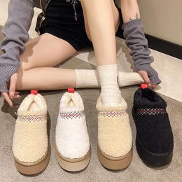 Boots 2024 Womens Fur Slippers and Ankle Platform Shoes Short Plush Comfort Cotton Designer Brand Winter Snow Botas 231019