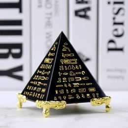 Arts and Crafts Egypt Crystal Obsidian Pyramid Model Natural Energy Healing Feng Shui Home Decor Living Room Decoration Paperweight 231017