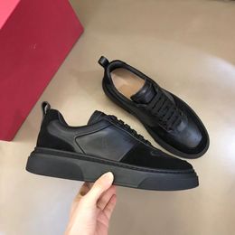 2023 High quality designer gancini men casual shoes luxury brand mens leather rubber low leisure shoe embroidered pattern style up sneakers Eur 38-45 06