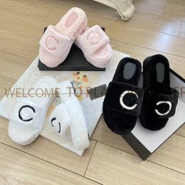 Designer Wool Slippers Women Flat Open Toe Slip-On Soft Furry Sandals Winter Letters Warm Comfortable Plush Girls Flip Flops