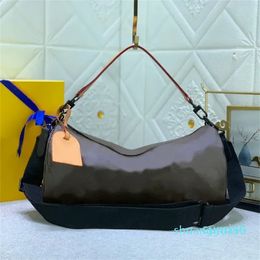 New Designer Duffle Bag Weekend Travel Sport Duffel Gym Bag Casual Purse Large Capacity Brown Flower Grid Storage Duffel Bags For Woman shopping bag