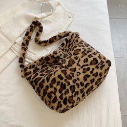 Evening Bags Women's Shoulder Bag Designer Designs Fashion Trends Casual Parties Shopping Large Capacity Leopard Print