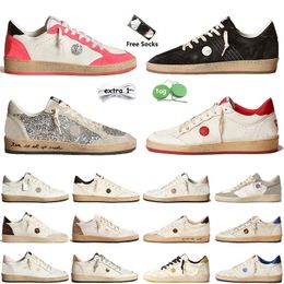 Women Men Designer Casual Shoes Pink Black Vintage Basketball Sneakers Suede Upper Crackle Leather Silver Glitter Skateboard Sports Trainers Never Stop Dreaming