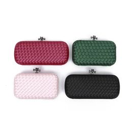 Evening Bags Women Luxury Artificial Silk Woven Crossbody Clutch Bag Purse Business Party Banquet Dress Handbag Lady Gif 231019