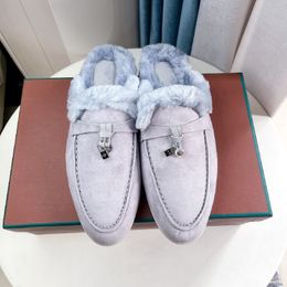 Designer Mens Womens Muller Shoes Wish Wool Knitted Slippers Cowhide One Step Winter Warm Office Slippers