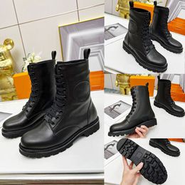 New womens designer boots with brand logo on the upper flat sole boots cowhide leather boots lace up boots martin boots Fashion Boots Motorcycle boots Large size 35 42