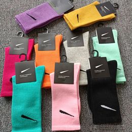 Wholesale Sport Socks Mens Women Stockings Pure cotton 11 Colours Sport Sockings Letter NKs Print Sock