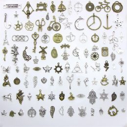 Assorted 100 Designs Snowflake Christmas Tree Skull Moon Star Key Clock Crown Charms Pendants DIY Necklace Bracelet Jewellery 100218r