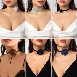 Pendant Necklaces QIAMNI Multicolour Romantic Flower Rose Necklace Elegant Velvets Clavicle Chain Delicate Party Choker For Women Jewelry