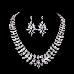 Luxury Shiny Zircon Set Wedding Necklace Electroplated Platinum Copper Set AAA Zircon High Grade Necklace Jewelry for Women Wedding Engagement Banquet Dinner SPC