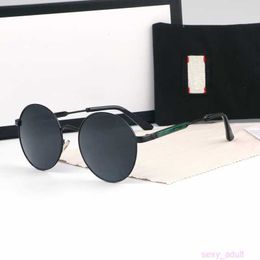 Großhandel Herren-Designer-Sonnenbrillen Sonnenbrille Runde Mode Goldrahmen Glaslinse Brillen für mit Originalhüllen Boxen Gemischte Farbe
