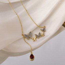 Pendant Necklaces French Vintage Butterfly Red Crystal Necklace Women's Elegant Collar Chain Clothing Matching Jewelry