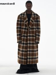 Men's Wool Blends Mauroicardi Autumn Winter Oversized Long Thick Warm Colorful Plaid Coat Men Loose Runway European Fashion 2023 231018