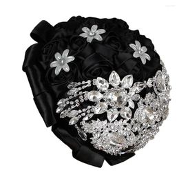 Decorative Flowers Luxury Western Style Bride Artificial Rhinestone Rose Silk Beautiful Handmade Wedding Bouquet