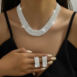 Light Luxury Full Diamond Popular Necklace Earring Set Evening Dress Bridal Wedding Photography Paired with Two Jewelry Pieces 231015