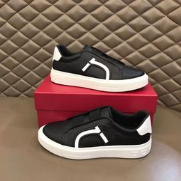 Luxury Brand 23S / S Scarpe da ginnastica Gancini traforate Scarpe da uomo in pelle di vitello scamosciata granata Maglia Gancio Party Dress Casual Elegante Skateboard Walking EU38-46 03