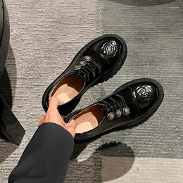 Dress Shoes Black Camellia Lace-Up Leather Ladies Designer British Style Thick Sole Loafers Metal Button For Women Zapatos