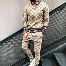 Men's Tracksuits 2Pieces Set Men Fashion Classic Print Jackets And Pants Silm Zipper Pullover Sportswear Gentlemen Plaid Mens302c