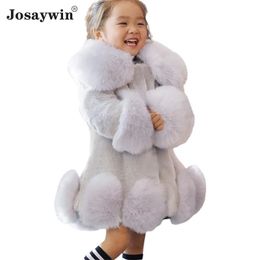 Płaszcz zimowy kurtka dla dzieci parkas słodki ciepły ślub Faux Fur płaszcz dla dziewcząt dzieci zimowe ubrania miękka impreza dziewczyna płaszcza 231018