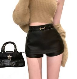 Autumn new women's high elastic sexy with belt PU leather black color shorts SML