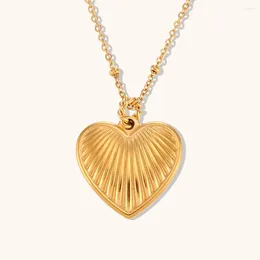 Pendant Necklaces 2023 Fashion Stainless Steel Gold Color Love Heart For Women Chokers Trend Party Gift Jewelry Accessories
