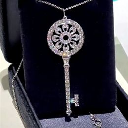 Designer key Pendant Necklaces Luxury diamond necklaces Jewellery Men Women Gold Silver Rose Necklace Zircon Chain Fashion Wedding Jewellery Christmas Gift