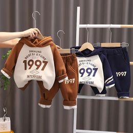 Clothing Sets Boys Clothes Sets Autumn Winter Children Thick Velvet Hoodies Pants 2pcs Tracksuits For Baby 1 To 5 Years Kids Warm Sports Suit 231020