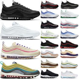 OG 97 97s men women running shoes mens platform Sean Wotherspoon triple black white Bred UNDEFEATED womens outdoor sports trainers sneakers eur 36-45