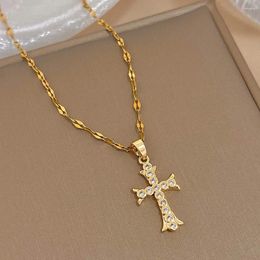 Chains DODOHAO Punk Gothic White Zircon Cross Pendant Necklace Y2K Charm Shiny Crystal For Women Faith Prayer Jewelry