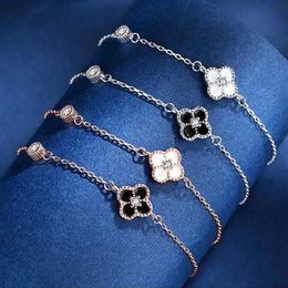 Women's Lucky Charm Bracelets Chain Bracelet Four-Leaf Clover 2021 Fashion Jewellery Wedding Party Gifts285m