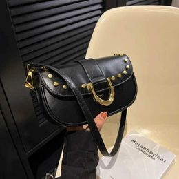 Shoulder Bags Rivets Design Shoulder Bags for Leather Crossbody Bag 2023 Fashion Bag Female Brand Handbags andqwertyui879