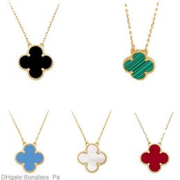 18K Gold Plated Necklaces Luxury Designer Necklace Four-leaf Clover Cleef Fashion Pendant Wedding Party Jewellery High Quality 40cm+5cm 7TOC