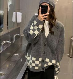 Spring Women's fashion desinger cardigans sweaters female knitted plaid single breasted sweater pluz size lady long sleeves loose t outwear for female