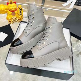 Designer Women Ankle Boots Lace-Up Platform Boots Motorcycle Classic Winter Snow Leather Boot Shoe