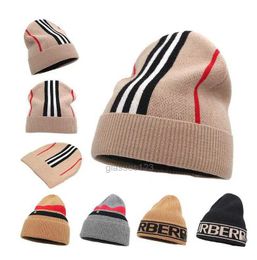 2023 Fashion Big Girls Boys Letters Printed Knitted Hats Men And Women Autumn Winter Keep Warm Ear Protection Wool Hat Stripe Street Outdoor Caps TJSG TJSG0