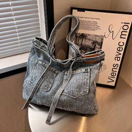 Shoulder Bags New Fashion Big Tote Bags 2023 Large Capacity Denim Fabric Handbags Simple Style Shoulder Bags Female Spring Women's Bagstylishdesignerbags