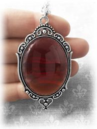 Pendant Necklaces Vintage Gothic Blood Red Resin Charm Necklace Butterfly For Women Vampire Embossed Witch Jewelry Accessories Chokers