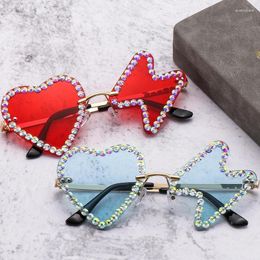 Sunglasses Heart Shape Sparkling Vintage Thick Frame With Rhinestones Glasses